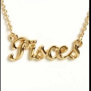 MAKEOFFR Gold Pisces zodiac sign necklac